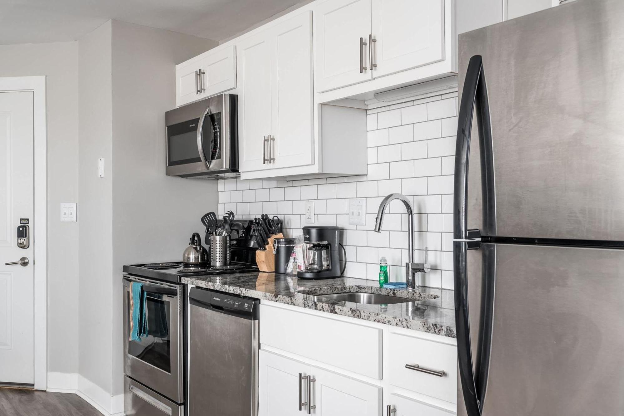 Modern Mass Ave 1Br Apartment With Kitchen Ινδιανάπολη Εξωτερικό φωτογραφία