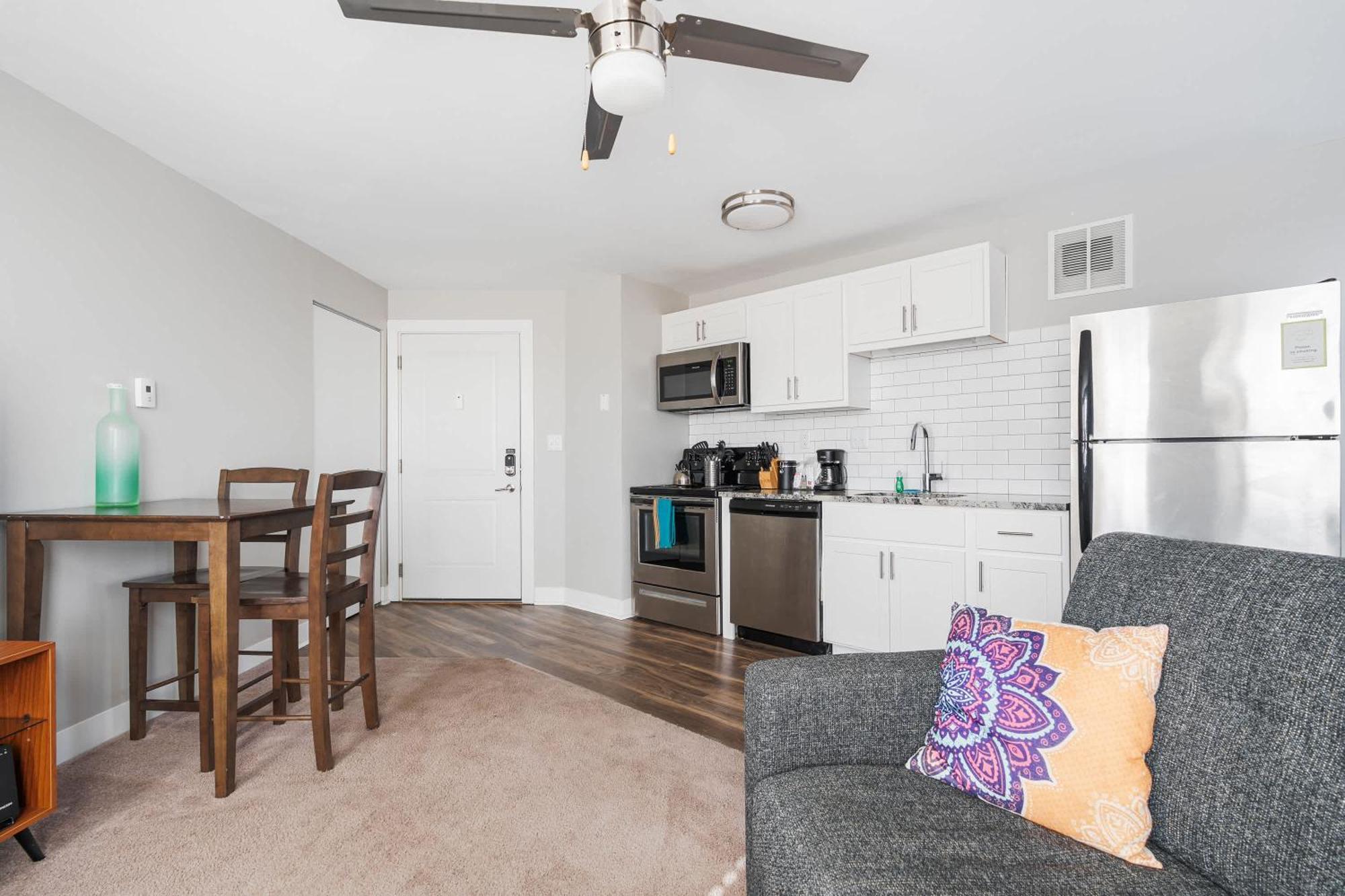Modern Mass Ave 1Br Apartment With Kitchen Ινδιανάπολη Εξωτερικό φωτογραφία